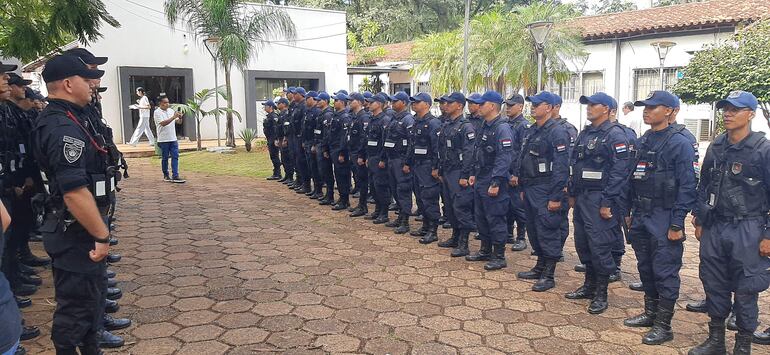 En Ciudad del Este hay 10 agentes de PMT y 20 policías municipales. 