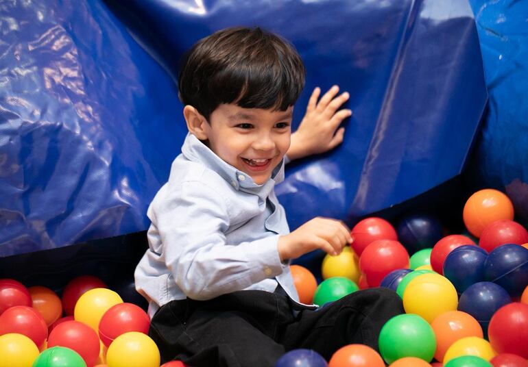 ¡Feliz! Lucca Emmanuel Gómez Torres el día de su tercer cumpleaños. (Instagram/Jazmín Torres)