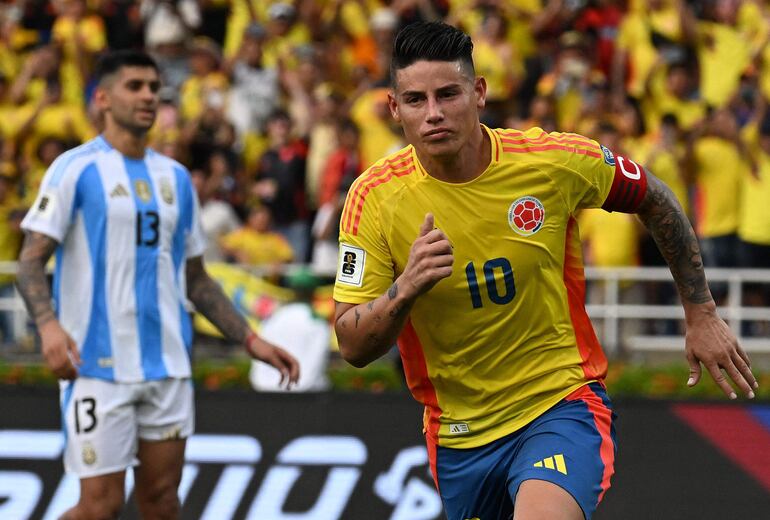 Colombia's midfielder James Rodriguez celebrates scoring his team's second goal during the 2026 FIFA World Cup South American qualifiers football match between Colombia and Argentina, at the Metropolitano Roberto Meléndez stadium in Barranquilla, Colombia, on September 10, 2024. (Photo by JOAQUIN SARMIENTO / AFP)