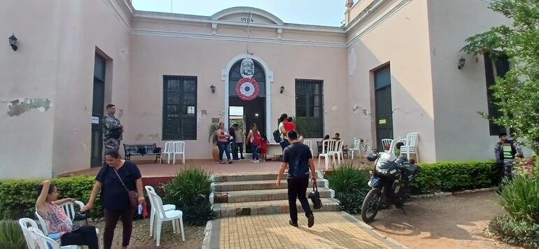 edificio de la municipalidad de areguá