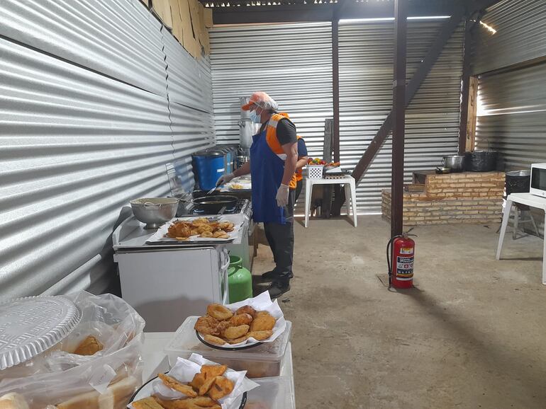 En el albergue ofrecerán cena y desayuno para las personas en situación de calle, durante este invierno.