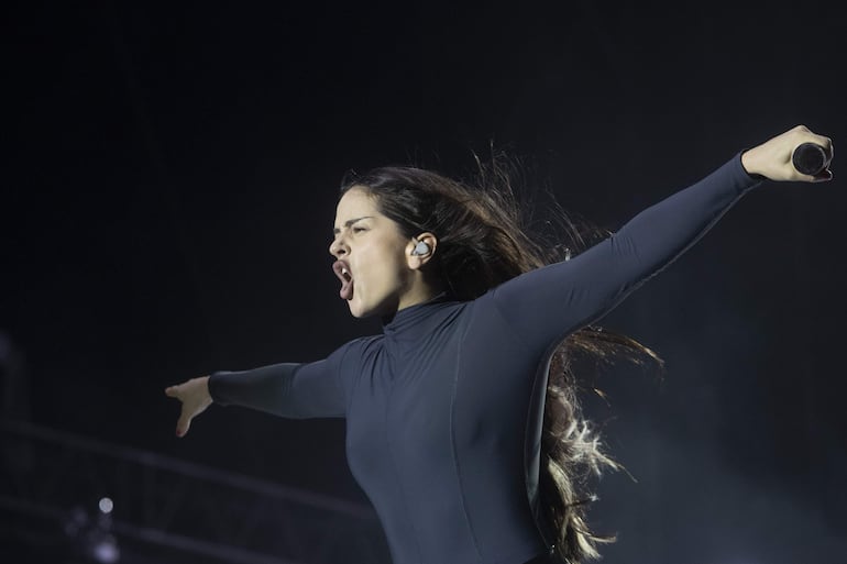 La cantante española Rosalía se presenta durante el festival de música Primavera Sound Barcelona, en Barcelona (España).