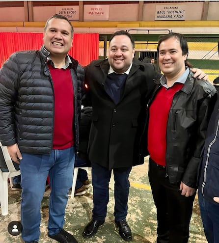 El senador Derlis Maidana, Hugo Farías y el diputado Rodrigo Gamarra.