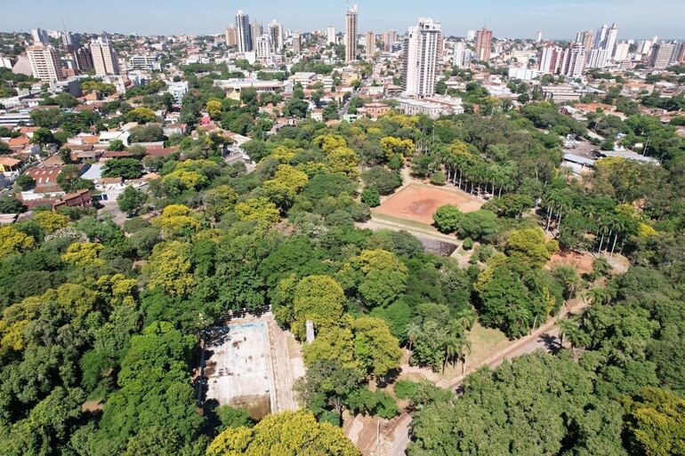 El plan busca recuperar el Parque Caballero.