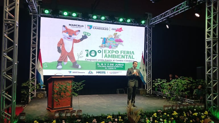 El Gobernador de Caaguazú, Marcelo Soto, durante la inauguración de la Expo Feria Ambiental.