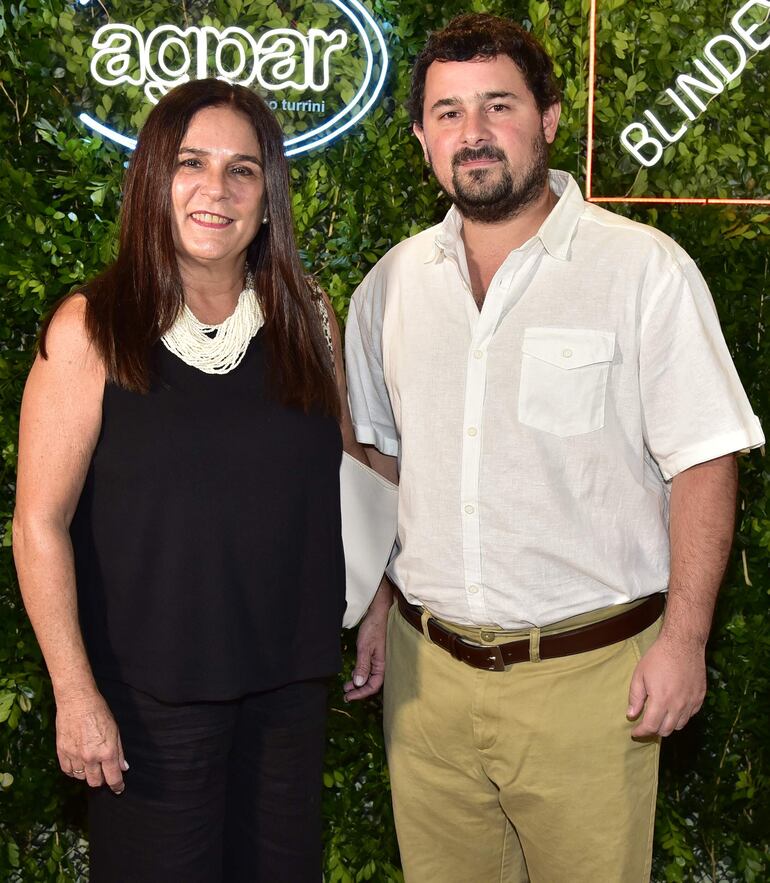 Adriana Turrini y Luis Florentín.