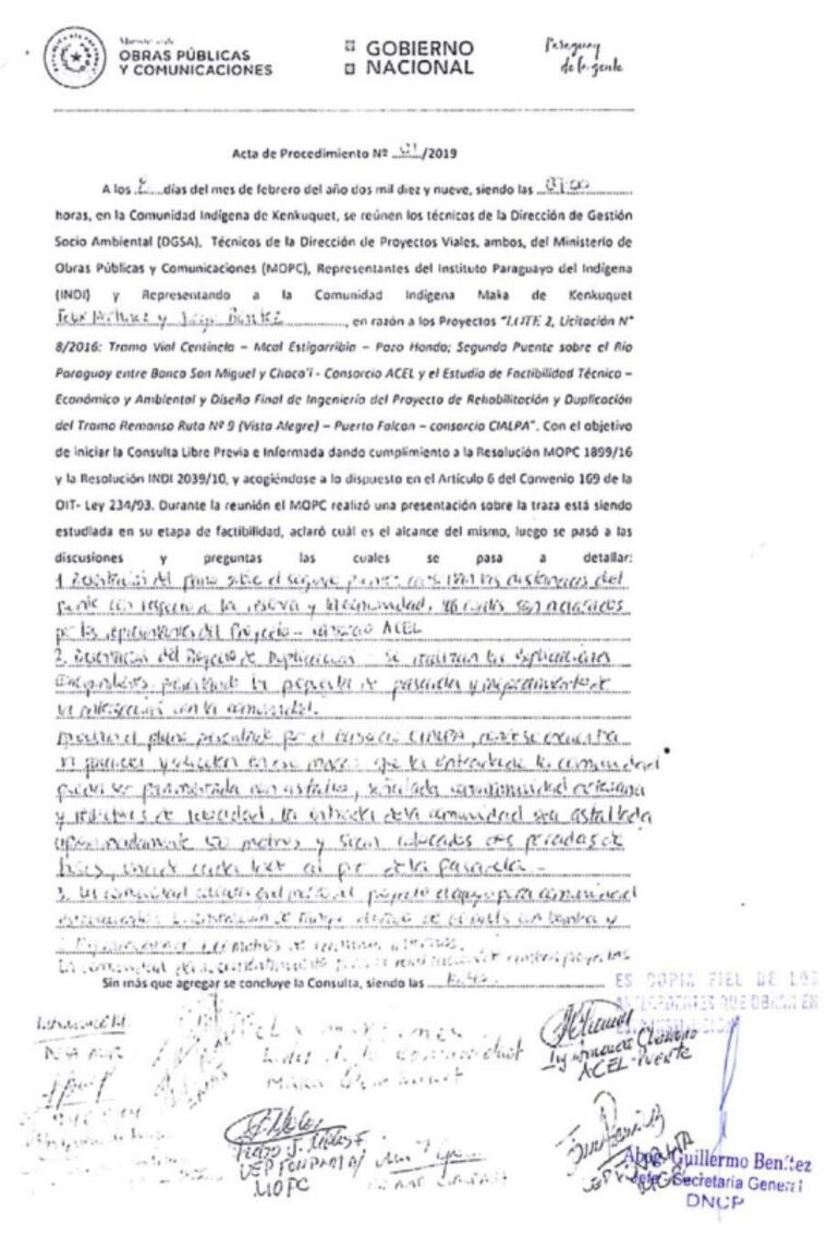 Facsímil proporcionado por Contrataciones Públicas, vía Acceso a Información Pública, con el cual se asegura que MOPC informó a los Maká sobre la construcción del puente "Héroes del Chaco", según disposiciones internacionales. Sin embargo, no cumple los criterios para considerarse como requisito cumplido y no participaron los líderes reconocidos por el propio Estado, según se denunció.