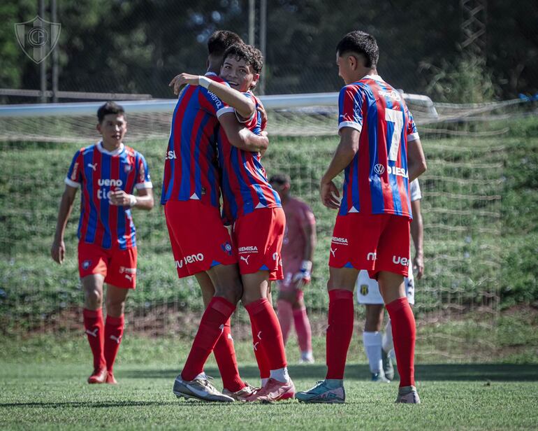 Carlos Chena, Édgar González y Marcelo Chaparro anotaron para la victoria azulgrana