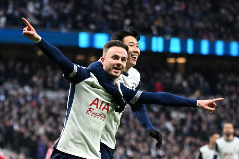 El Tottenham derrotó al Manchester United