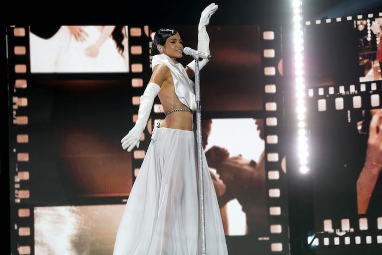 Natti Natasha estuvo divina a los Premios Juventud en el Coliseo José Miguel Agrelot. (Jaydee Lee/Getty Images/AFP)
