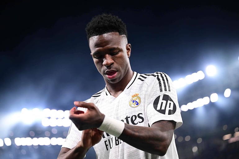 El brasileño Vinícius Junior, futbolista del REal Madrid, en el partido frente a Atalanta por la Liga de Campeones 2024-2025 en el Gewiss Stadium, en Bérgamo, Italia.