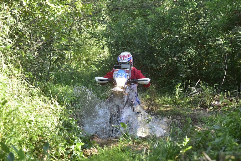 Gido Krahn, en la clase CL450, tuvo nuevamente una gran actuación en la primera etapa.