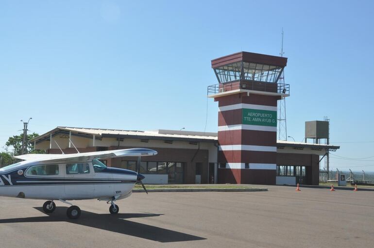 Aeropuerto Internacional Teniente Amín Ayub de Encarnación.