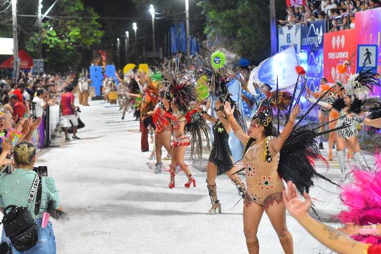 Grandes demostraciones artísticas marcaron la noche.