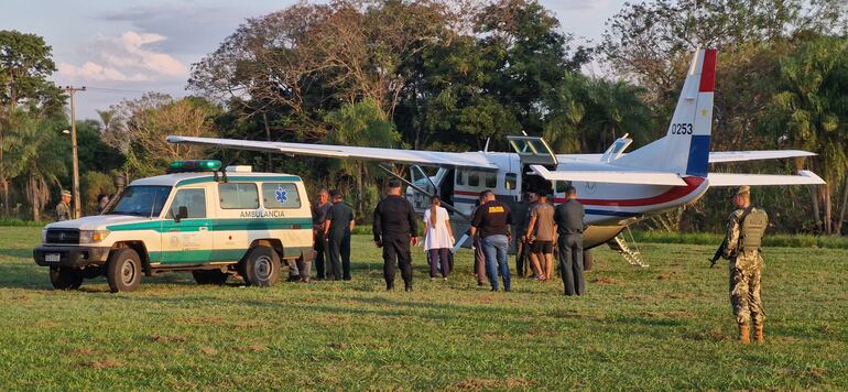 Procedimientos en la zona del ataque al helicóptero de las Fuerzas Armadas.