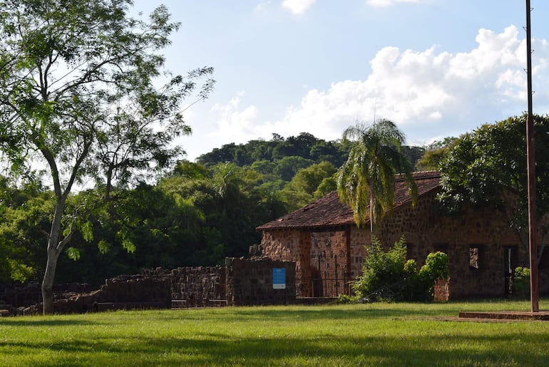 El antiguo edificio donde funcionaba la fundición de hierro y que fue destruido por las fuerzas uruguayas durante la Guerra contra la Triple Alianza.