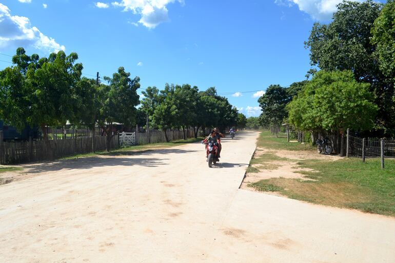 Varias cuadras de las calles de Toro Pampa ya están cementadas.