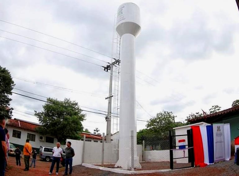 Habilitan el sistema de agua potable en el predio de los bomberos de Yaguarón.