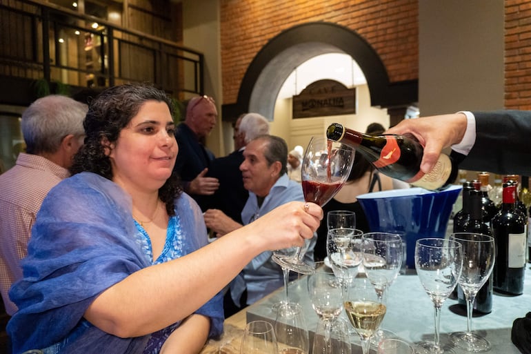 El mundo de las bebidas también da forma a la identidad cultural del país italiano.