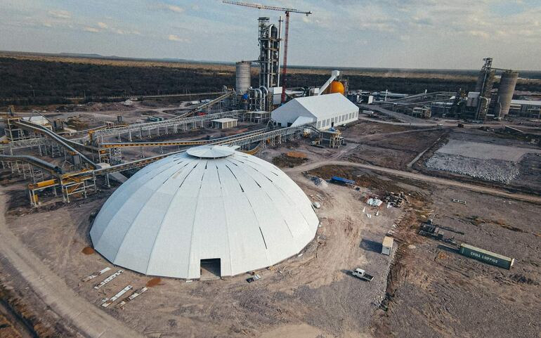 AGB Constructora hizo la cementera CECON, en Concepción.