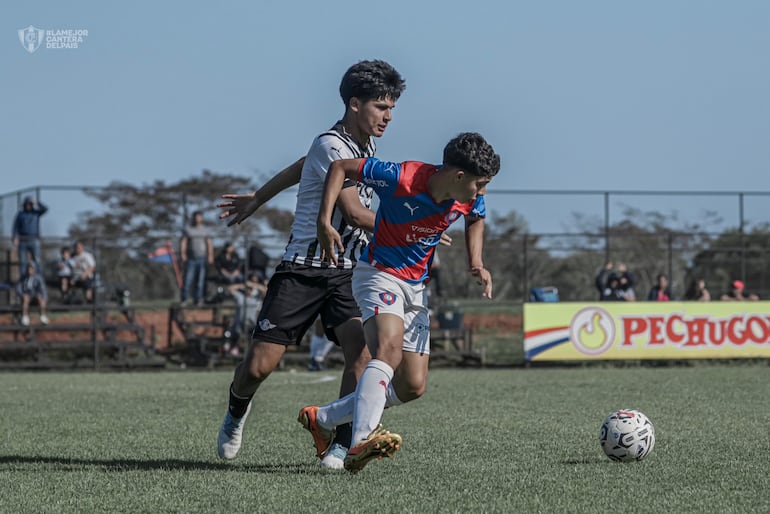 Los gumarelos derrotaron a Cerro Porteño por el partido de regularización disputado el miércoles por 3-1