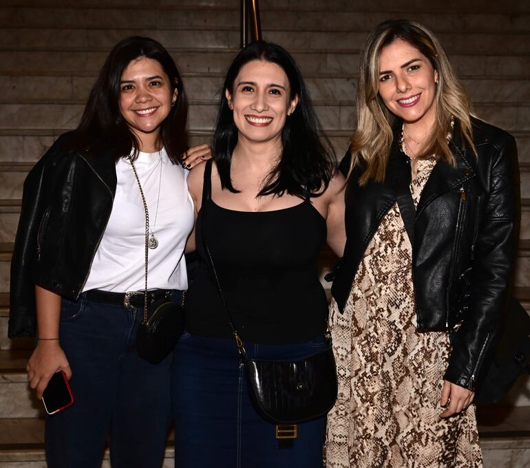 Anita González, Andrea Ferreira y Pamela Robledo.