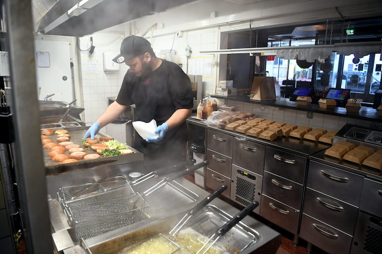 Sector gastronómico es el que más empleos ofrece, según Ministerio del Trabajo.