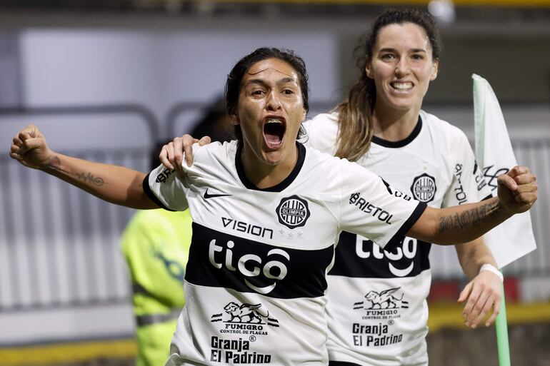 Amanda Peralta contribuyó con un gol para el triunfo de Olimpia sobre Independiente Santa Fe 2-1, en el estreno en la Libertadores femenina 2023.