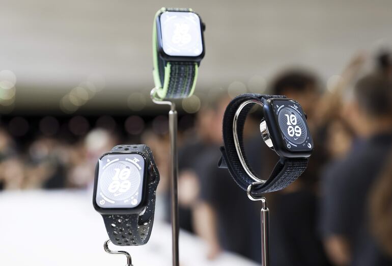 Una exhibición del nuevo Apple Watch Series 9 en un evento de lanzamiento de productos Apple en el campus de Apple Park en Cupertino, California (EE.UU.).