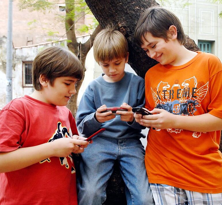 Niños y smartphones. 