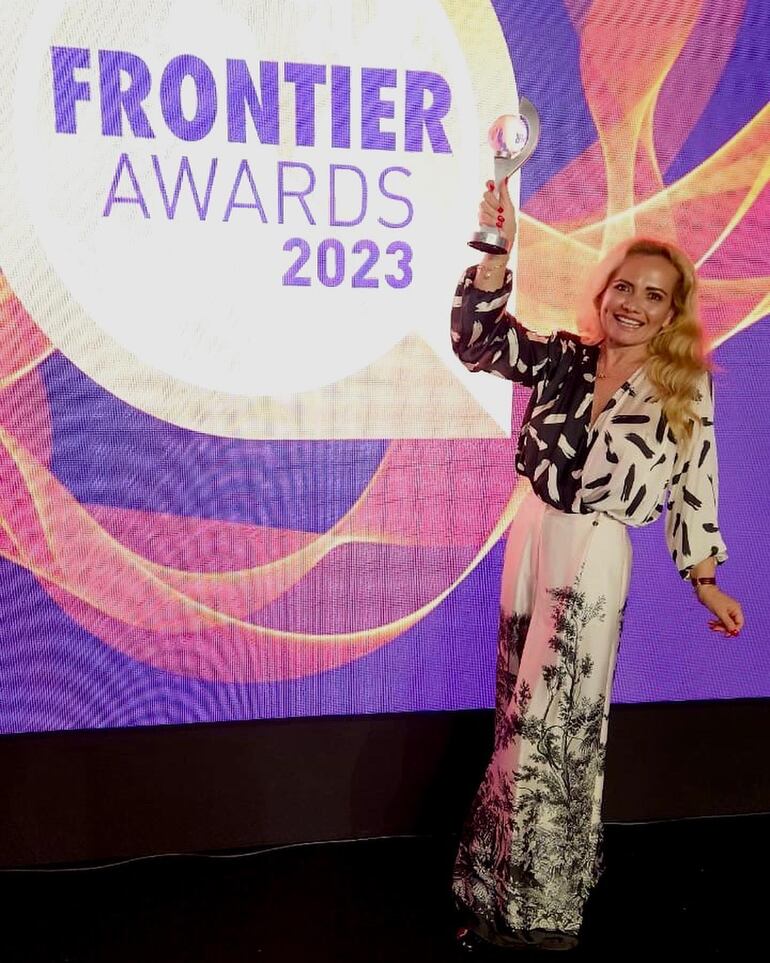 La paraguaya Sara Allinquant fue nombrada Influencer Destacada en los Frontière Awards, en Cannes. (Instagram/Sara Allinquant)