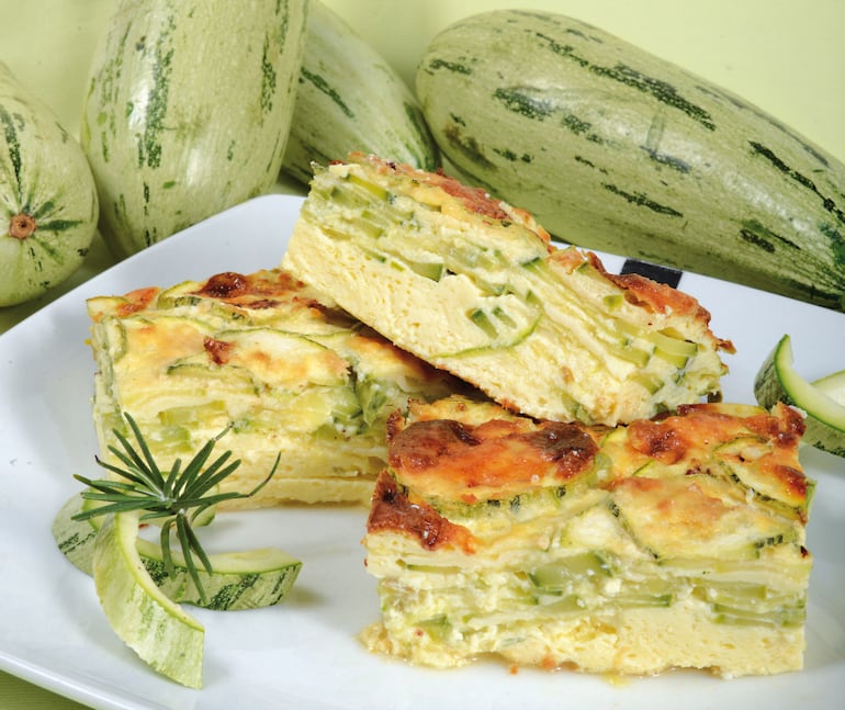 Milhojas de zucchini a las finas hierbas.