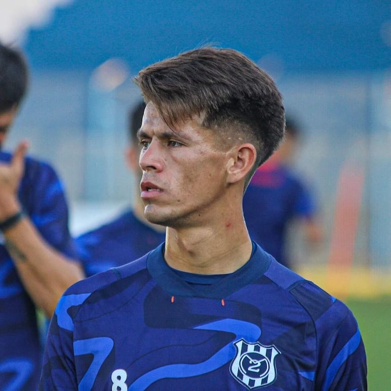 Javier Domínguez (24), capitán del Sportivo 2 de Mayo de Pedro Juan Caballero.