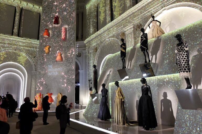 La Galerie Dior, en París, donde estarán expuestos los vestidos de las estrellas de la ceremonia inaugural de los Juegos Olimpicos.