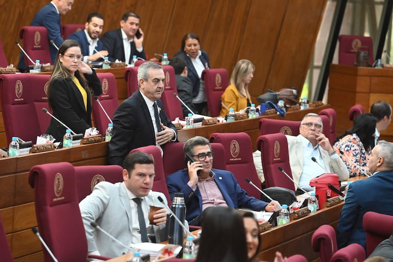 La semana pasada no hubo consenso respecto a qué versión del RUN se sancionará e intentaría de vuelta esta semana en Diputados.