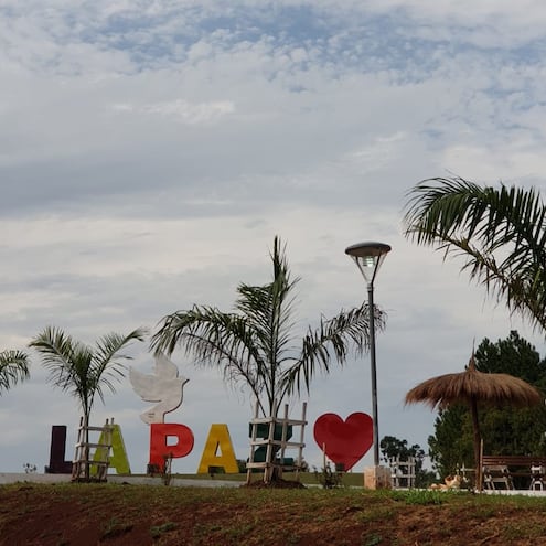 El distrito cuya colonización fue realizada por japoneses atraídos por "la paz y tranquilidad que reinaba en el sitio", fue denominada La Paz.