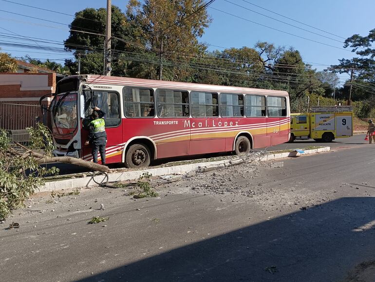 Dos heridos leves en accidente de tránsito, en Villa Elisa.