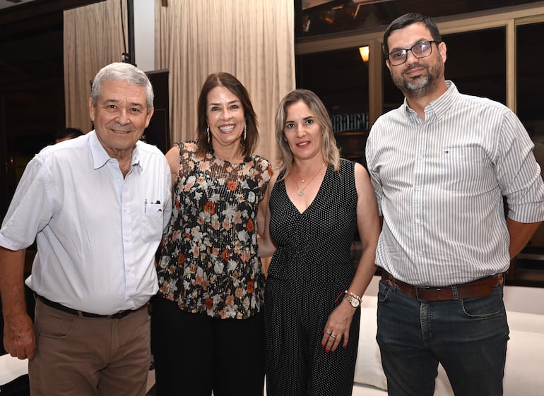 Silvio Moro, Marina Doll, Carolina Mujica y Juan Zavala. 