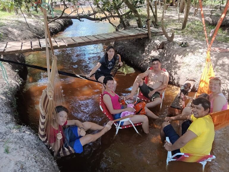 En la colonia Naranjito, es muy visitado el balneario ecológico maná