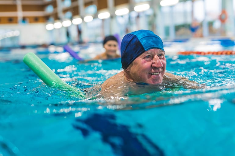 Hidrogimnasia para adultos mayores.