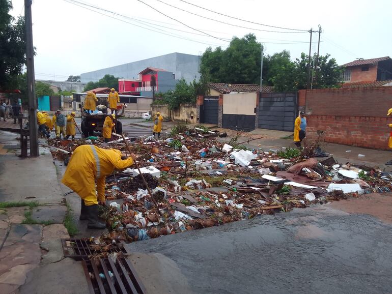 basura lluvia Asunción municipalidad