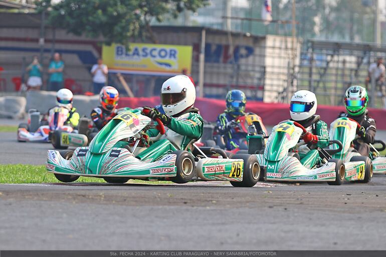 Giovanni Venzano fue el vencedor de la categoría Rotax Junior Max, el sábado en el kartódromo de Ñu Guasu.