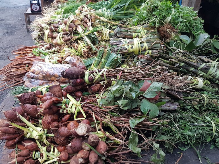 El tereré, bebida traidicional y refrescante que no falta en el hogar de los paraguayos y con remedios yuyos sabe aún mejor.