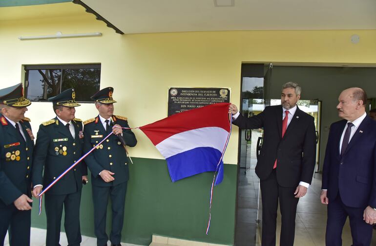 Mario Abdo Benítez presidió ayer el Día del Comando Logístico.