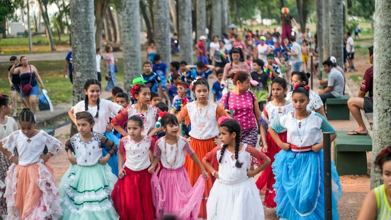 El Parque Caballero será escenario de una nueva edición del Corso de las Flores, como en los viejos tiempos.