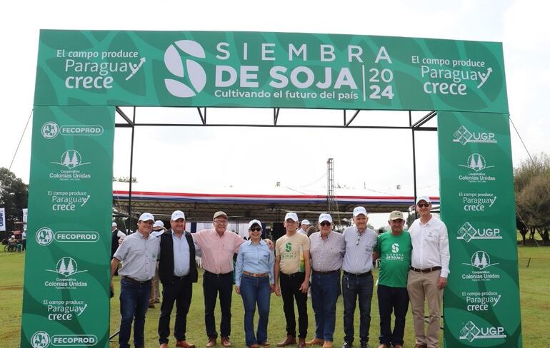 Fecoprod y UGP realizaron su tradicional Siembra de Soja