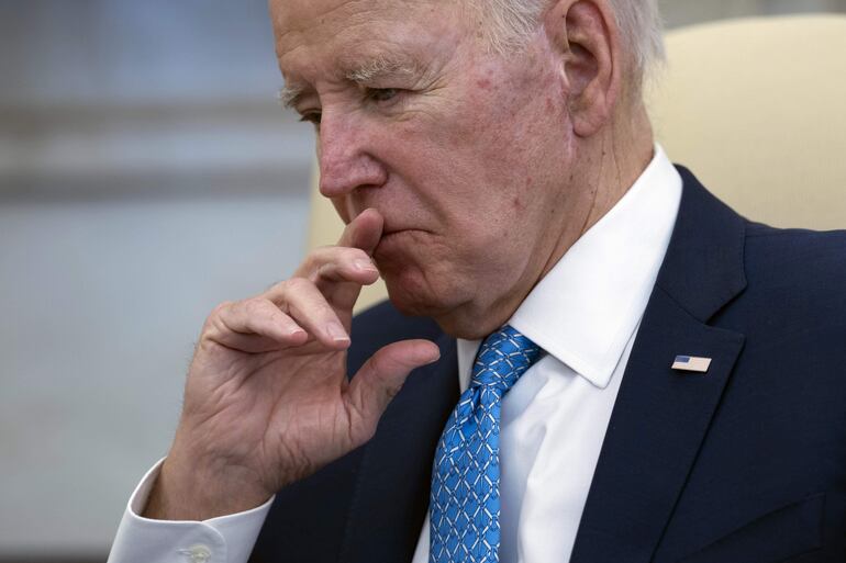 Con el paso del tiempo, Biden ha ido aumentando las críticas hacia las consecuencias humanitarias de la ofensiva israelí. EFE/CHRIS KLEPONIS / POOL