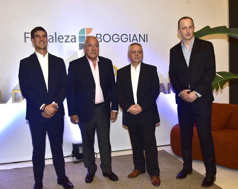 Francisco Gómez, Ernesto Gómez, Luis Alvarenga y Agustín Nass.