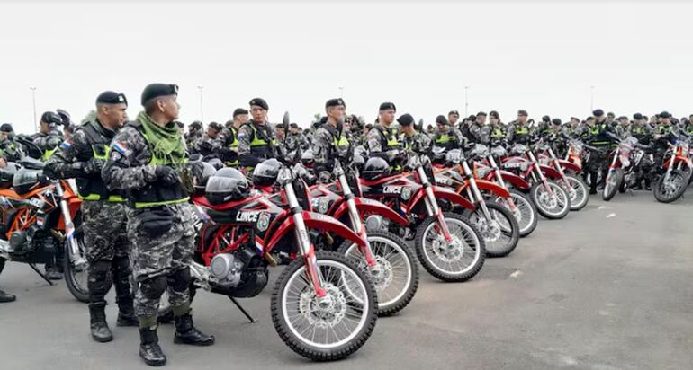 Motos para el Grupo Lince se compraron puenteando a la DNCP con plata de la Itaipú Binacional,