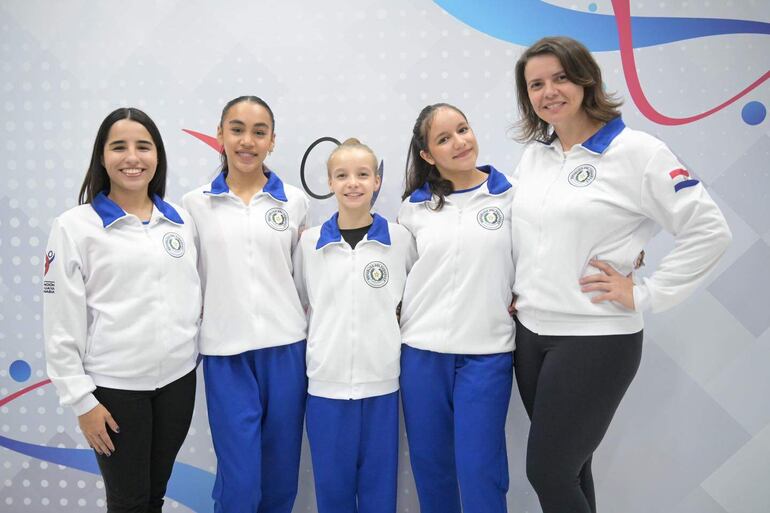 Las embajadoras de la gimnasia nacional recibieron las indumentarias oficiales en la SND.